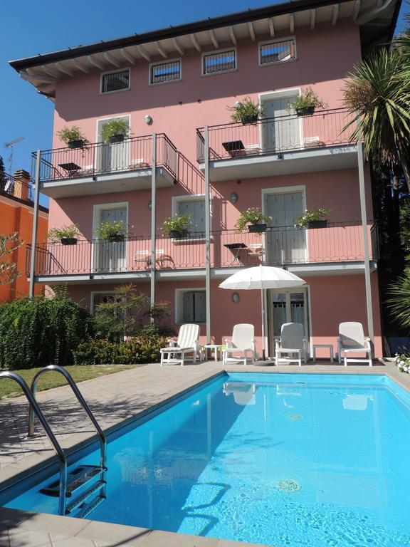 Villa Rosa Moniga del Garda Esterno foto