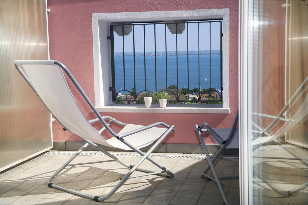 Villa Rosa Moniga del Garda Esterno foto